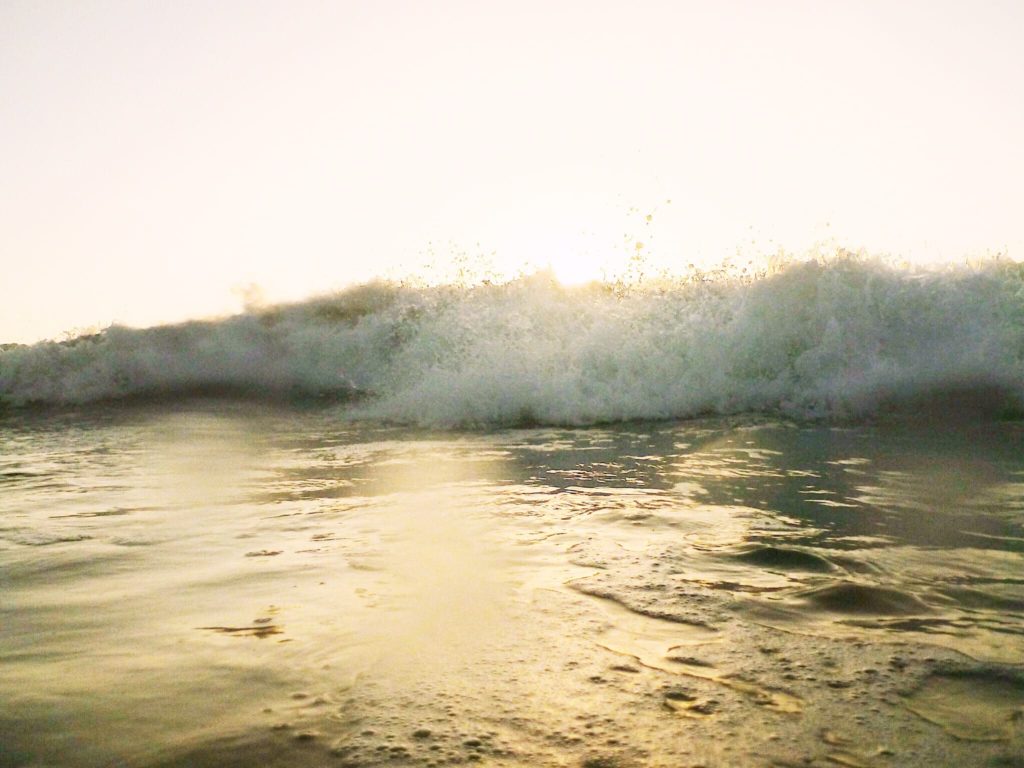 Vagues dorées - Claudia Garcia Photographe